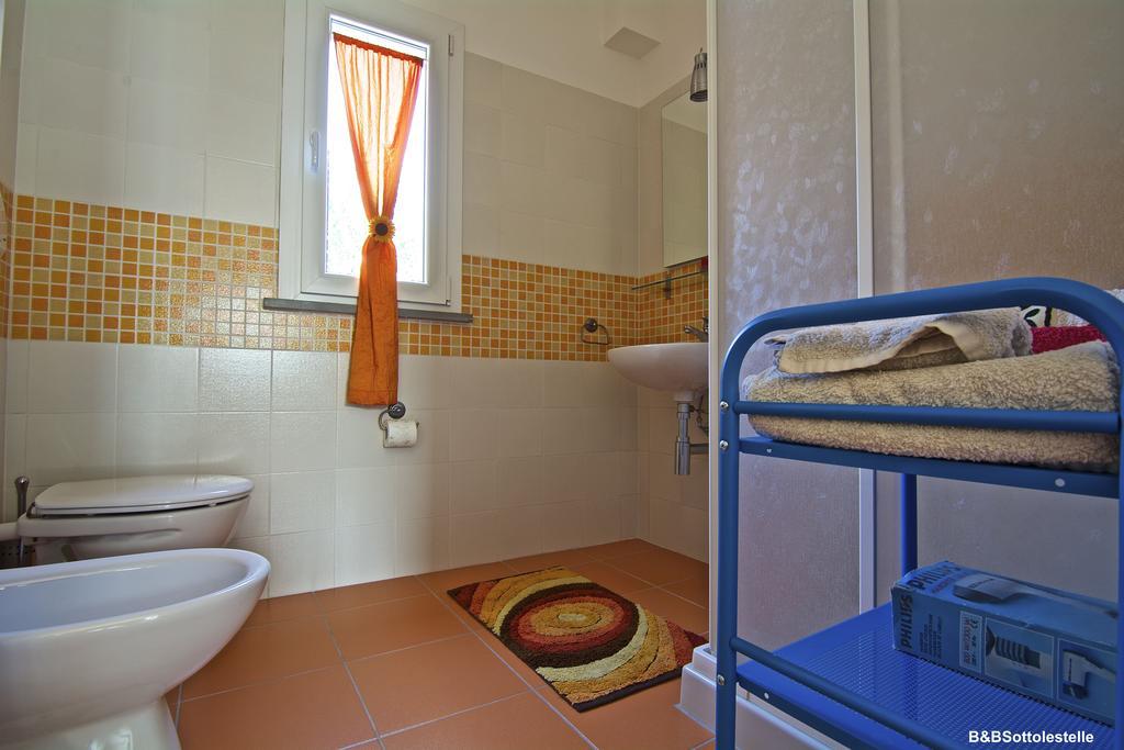 פאנו B&B Sotto Le Stelle מראה חיצוני תמונה